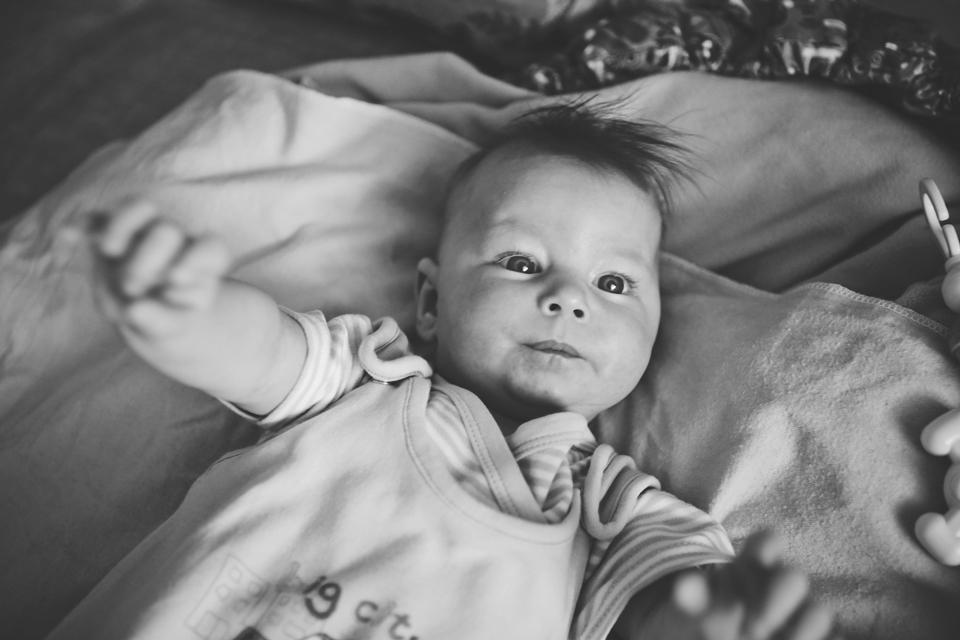 Una adorable bebe de 4 mese, sesión de fotos. Lena Karelova Fotógrafa en Barcelona