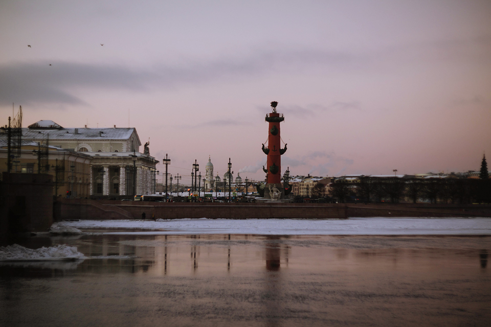 Strelka - Isla Vasilievskii, 5 razones para viajar a San Petersburgo en invierno