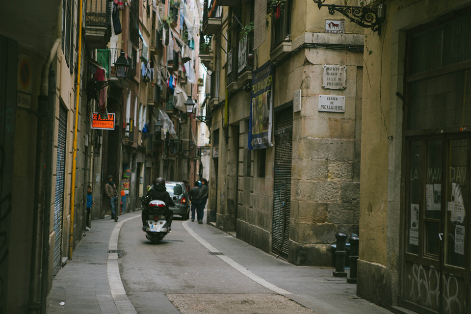 Streets of Barcelona - Lena Karelova Photography