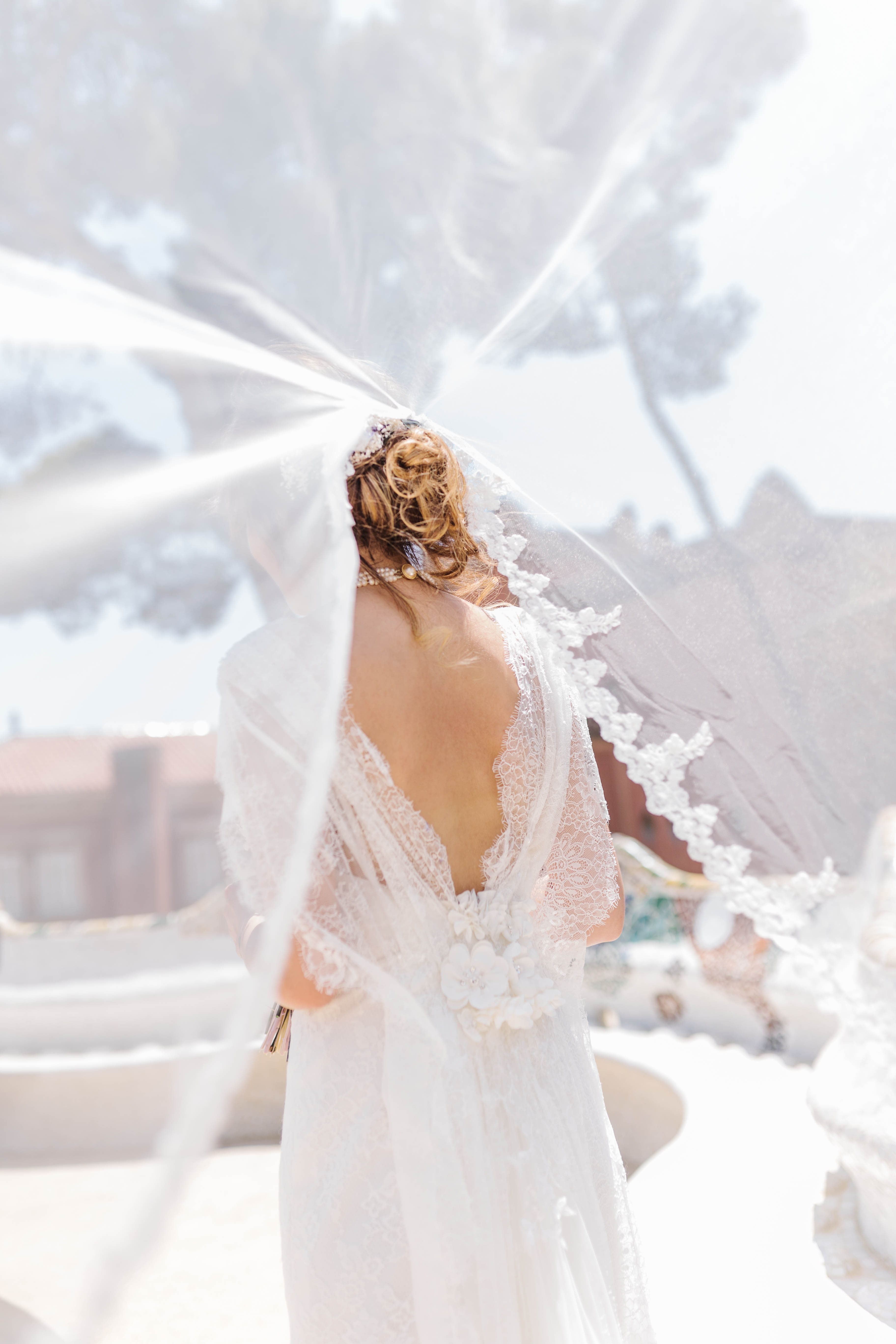 Romantic close up portrait | Fin Art Photographer | Lena Karelova Photography | Barcelona Film Wedding Photographer